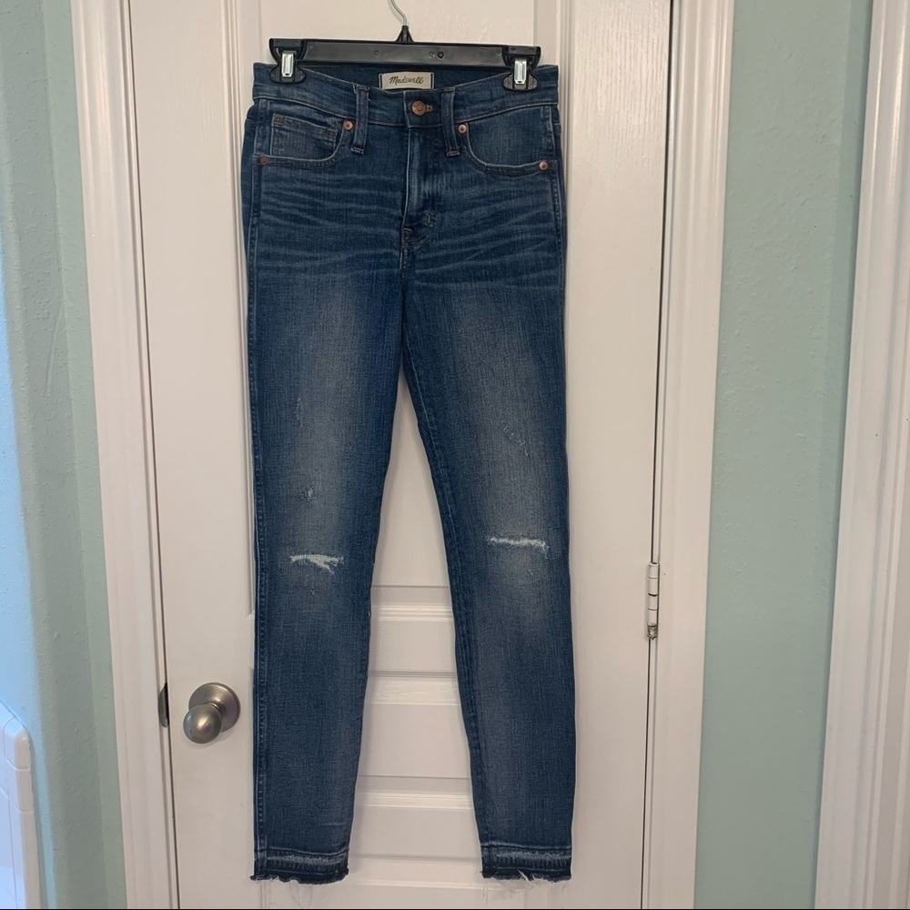 Madewell women’s High Rise Distressed York Wash Skinny Jeans size 24